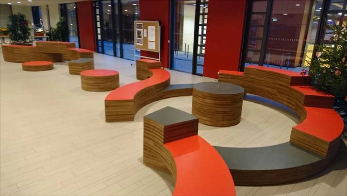 Sitzmodule Gymnasium Bühlau